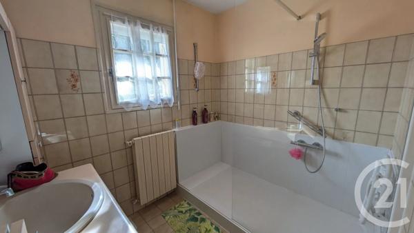 Maison à vendre  4 pièces - 114,25 m 2   MACHECOUL ST MEME  - 44