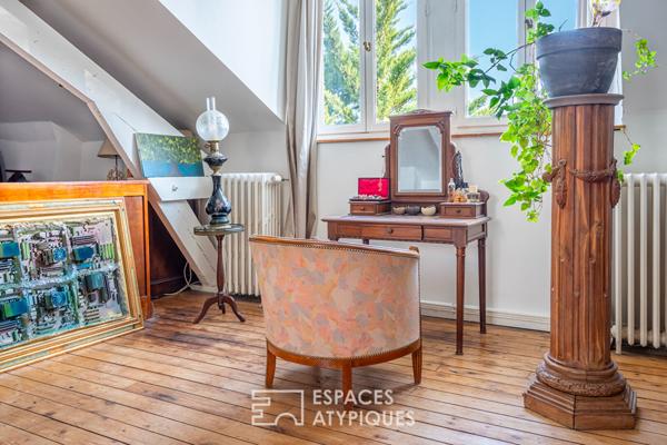 Meulière de caractère avec jardin arboré