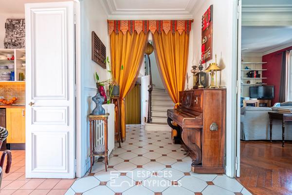 Meulière de caractère avec jardin arboré