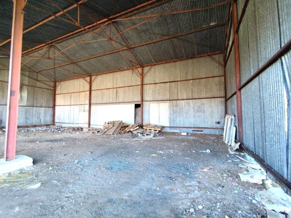 Local Commercial - 440 m²