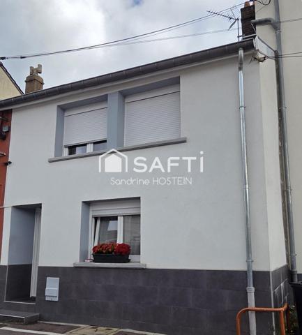 Maison rénovée de 120m2 avec 3 chambres et 2 terrasses!