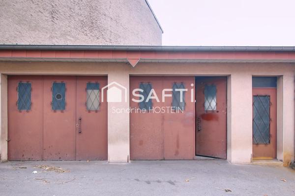 Maison rénovée de 120m2 avec 3 chambres et 2 terrasses!