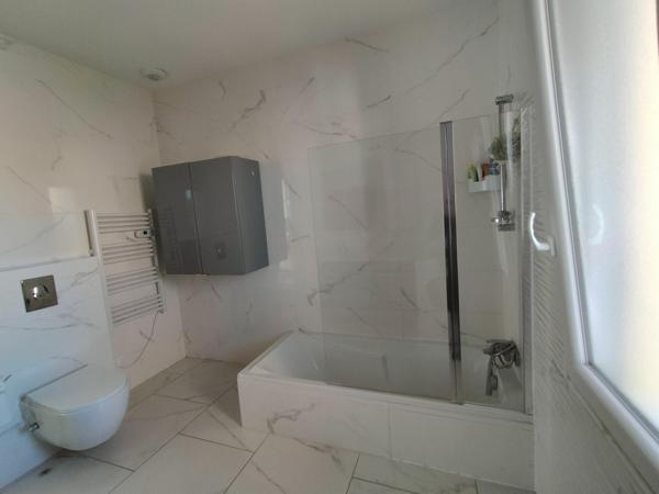 Maison moderne 2020 – 125 m², 3 chambres, jardin 600 m², RT 2012, PMR – La Chapelle-du-Noyer (28200)