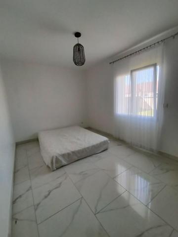 Maison moderne 2020 – 125 m², 3 chambres, jardin 600 m², RT 2012, PMR – La Chapelle-du-Noyer (28200)