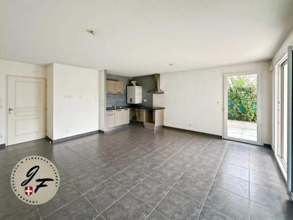 Appartement T3 avec terrasse de 88 m² : le confort en plein cœur d’Aix-les-Bains (73)