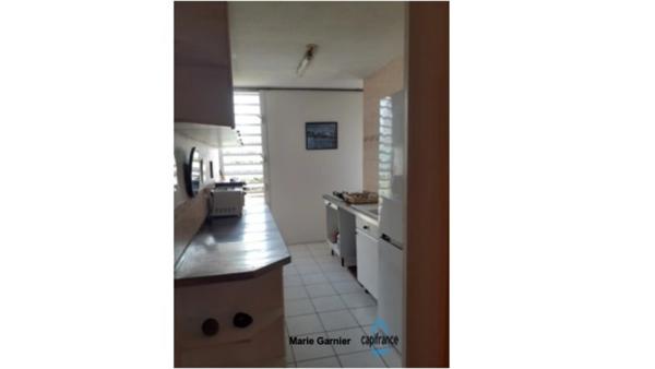 Appartement à vendre 5 pièces LES ABYMES (971)