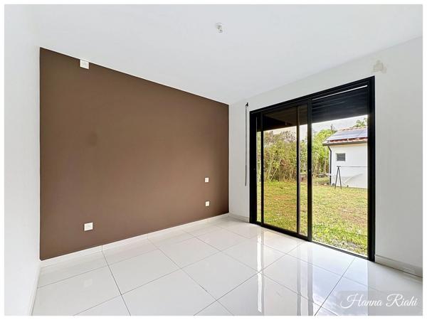 Maison à vendre 4 pièces BAIE MAHAULT (971)