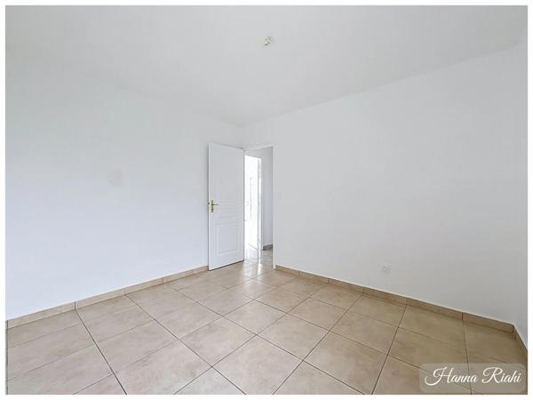 Maison à vendre 4 pièces BAIE MAHAULT (971)
