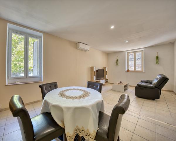Appartement dans un village