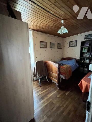 Le Mont Dol : Corps de ferme avec dépendances