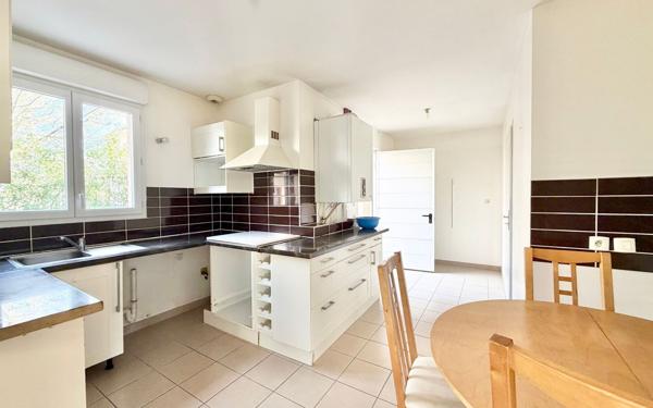 Maison à vendre    5 pièces • 90,83 m2 Chartres