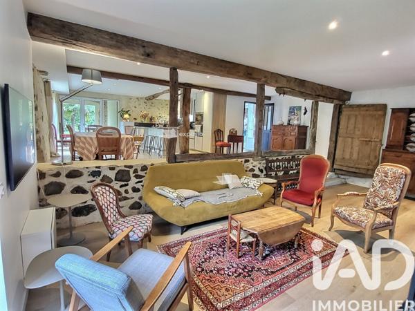 Maison à vendre 6 pièces 244 m² Villefranque