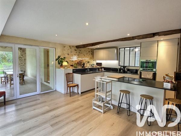 Maison à vendre 6 pièces 244 m² Villefranque