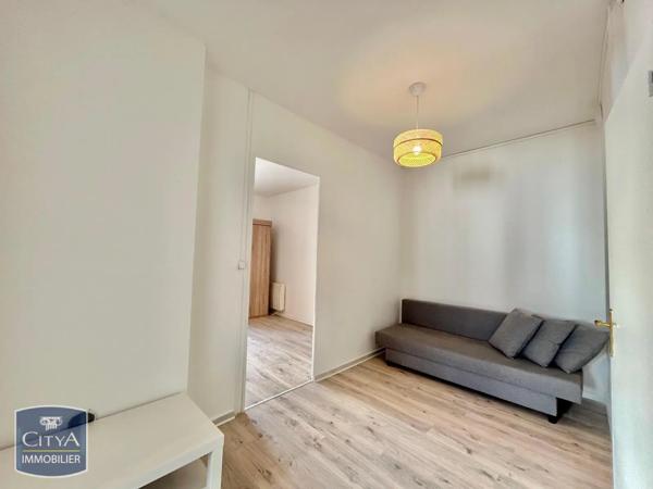 Appartement à louer 2 pièces 40.6m² Saint-Étienne (42000)