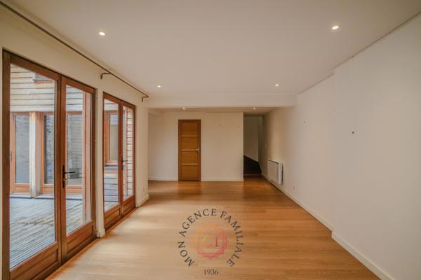 Appartement 6 pièce(s) 3 chambre(s) 104 m²