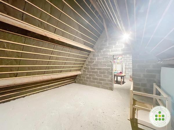 Maison 8 pièces - 330 m²