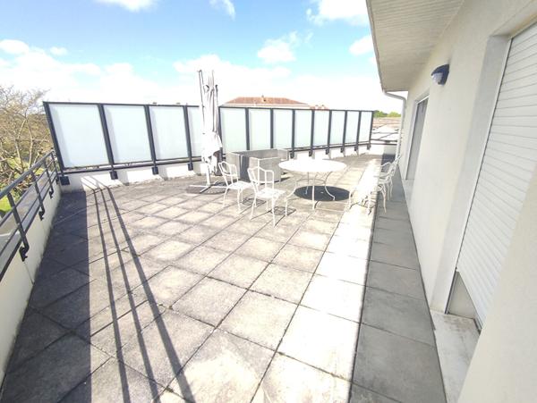 Vente appartement Villenave D Ornon : 390 535 € - AJP Immobilier Martignas-sur-Jalle