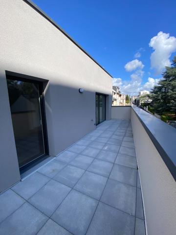 Appartement T3 Avec terrasse et Parking bord de Loire BAISSE DE PRIX