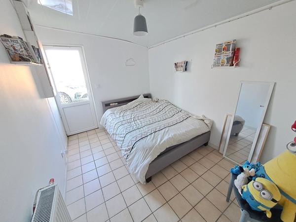 Maison de plain-pied avec jardin – Saint-Yzan-de-Soudiac