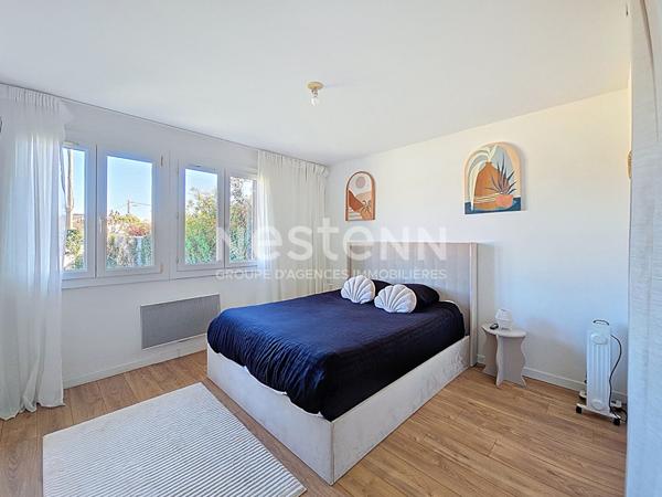 Maison familiale de plain pied, 3 chambres avec garage et jardin, secteur Corvées