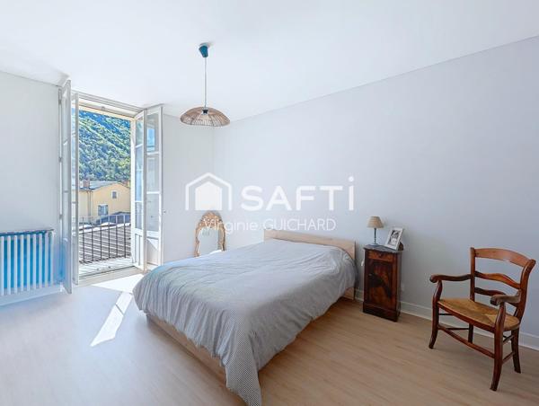 Appartement T5 centre ville DIGNE LES BAINS 04