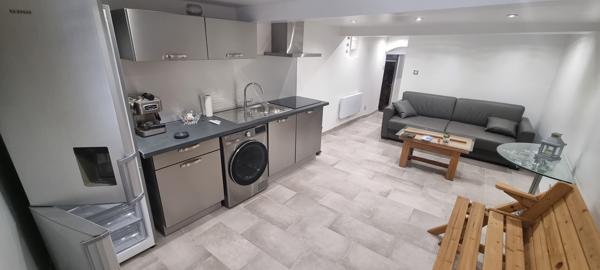 Callas (83830) - Souplex - Rénovation récente - centre-ville