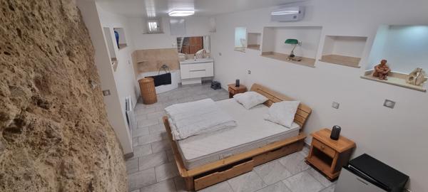 Callas (83830) - Souplex - Rénovation récente - centre-ville