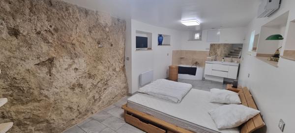 Callas (83830) - Souplex - Rénovation récente - centre-ville