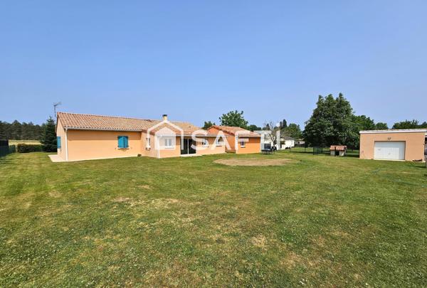 Maison plain-pied 4 chambres 182 m² + 80 m² de garage.