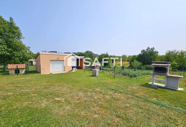 Maison plain-pied 4 chambres 182 m² + 80 m² de garage.