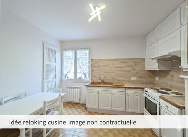 STOP AFFAIRE Centre ville Maison La Londe Les Maures  4 pièces +Grand Garage