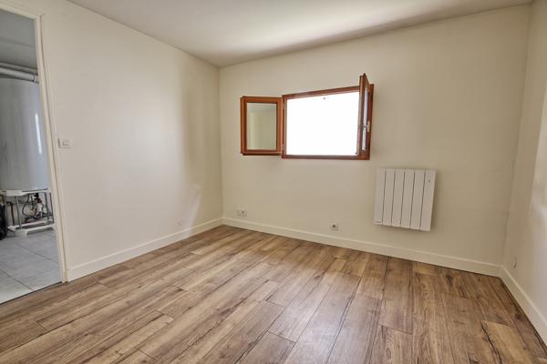 Bacalan – Maison en pierre 147 m² au sol – Jardin, piscine et garage