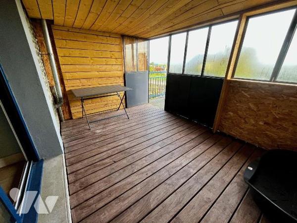 Maison d'habitation de 111m² environ face à la mer comprenant :

Au rez-de-chaussée : un gran...