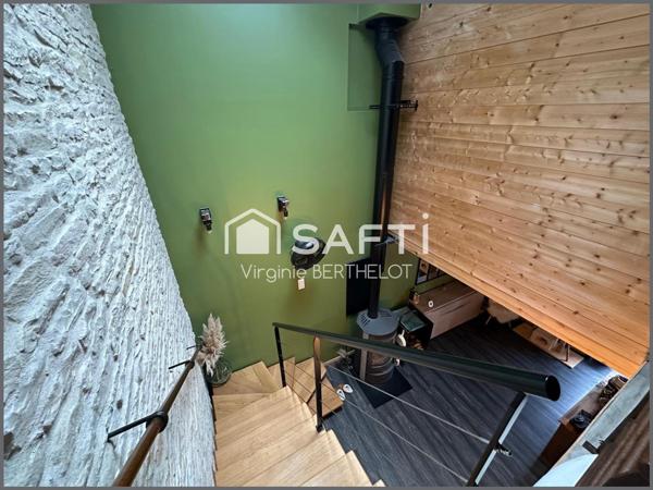 BEL ENSEMBLE IMMOBILIER COMPOSE DE 2 MAISONS EN PIERRE / TERRAIN CONSTRUCTIBLE  A  AIFFRES !