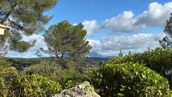 Maison à vendre 5 pièces BOUC BEL AIR (13)