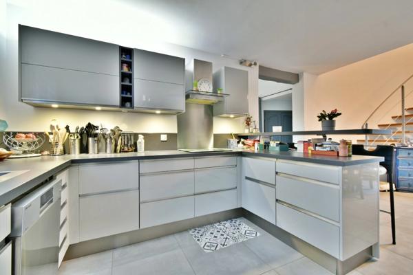 Maison à vendre 5 pièces BOUC BEL AIR (13)