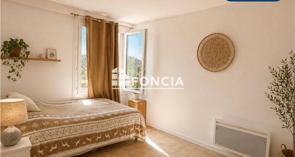 À vendre Appartement 4 pièces 71.8 m² - Mondragon 84430