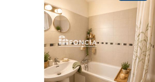 À vendre Appartement 4 pièces 71.8 m² - Mondragon 84430
