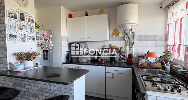 À vendre Appartement 4 pièces 71.8 m² - Mondragon 84430