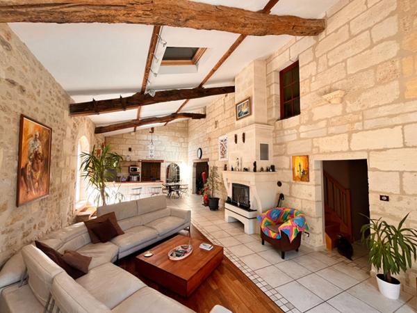 Maison à vendre 7 pièces de 245 m²