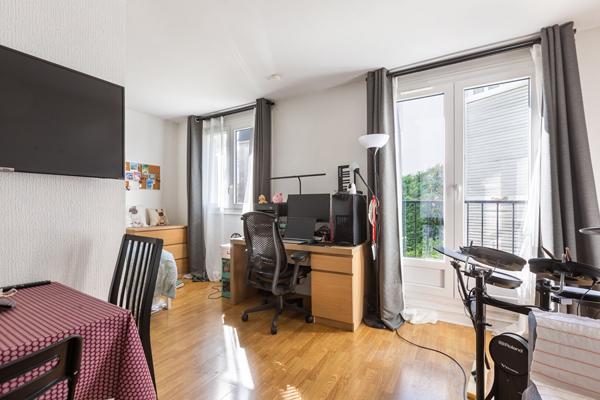 Appartement Courbevoie 1 pièce(s) 33 m2