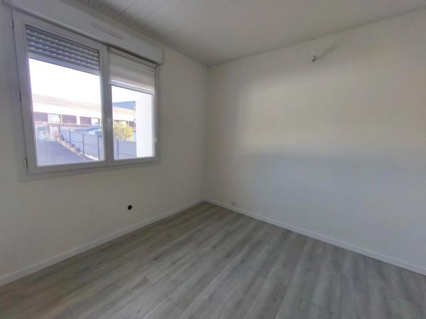 🔥 Bien rare à Longeville-sur-Mer (85) : 190 m², terrain piscinable et sous-sol complet