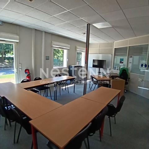 Bureaux  à louer Vannes , grande superficie 790 m2