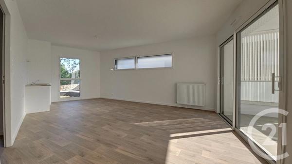 Appartement T3 à vendre  3 pièces - 64,68 m 2   THEIX NOYALO  - 56