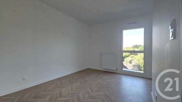 Appartement T3 à vendre  3 pièces - 64,68 m 2   THEIX NOYALO  - 56