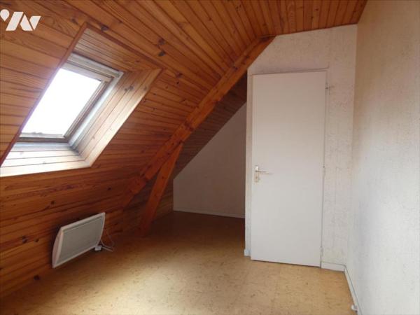 CHATEAUNEUF DU FAOU- Maison sur grand terrain