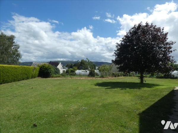 CHATEAUNEUF DU FAOU- Maison sur grand terrain