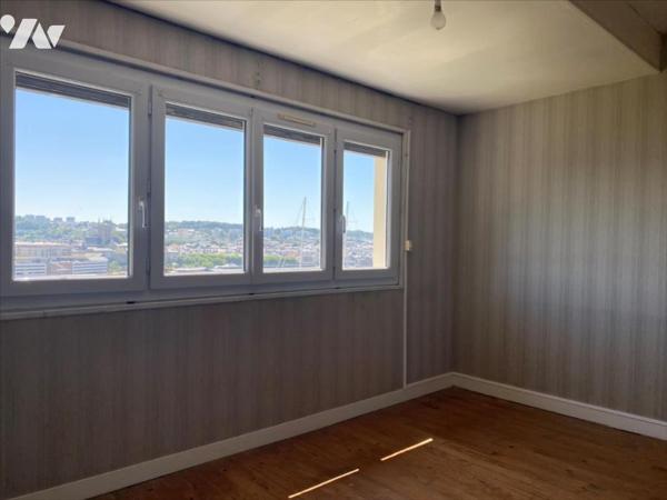 Belle exposition et Vue dégagée Maison de Type 4