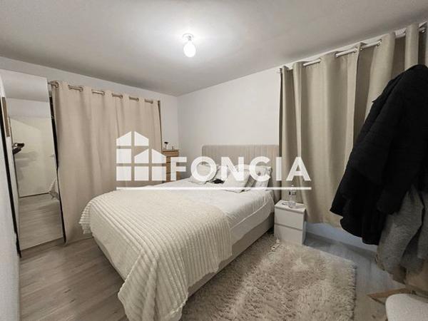 Location Appartement 2 pièces 47.73 m² - 41 RUE PARMENTIER Venissieux 69200