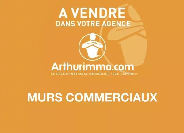 Vente Local commercial 15 pièces 660 m2 à Quévert